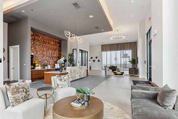 Alaro Apartments, San Antonio TX, Clubhouse