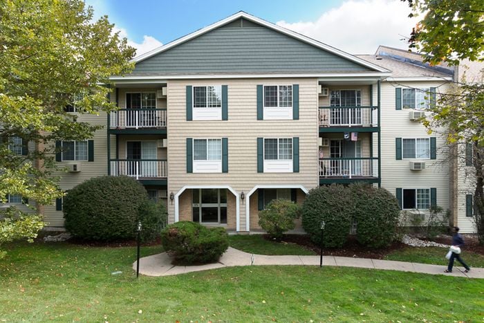 Apartments Homes for rent in Manchester, NH | Greenview Village Apartments