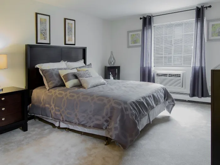 Model Bedroom | Colonial Village Apartments | Apartments in Manchester NH