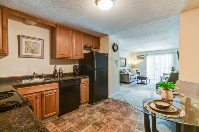 Model Kitchen | Colonial Village Apartments | Apartments in Manchester NH