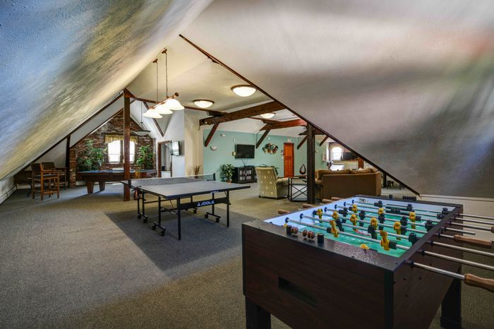 Clubhouse | Colonial Village Apartments | Apartments in Manchester NH