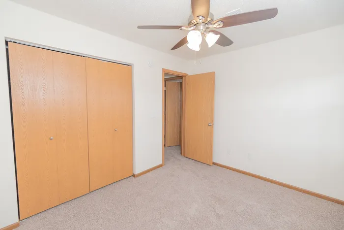 Polo Club - Empty Room