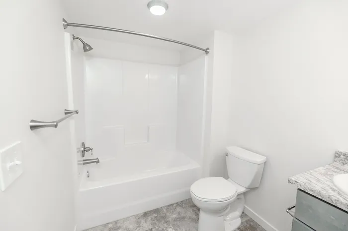 Scotsdale - Modern Bathroom