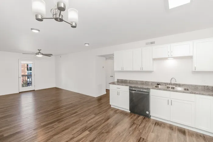 Scotsdale - Open Kitchen Area