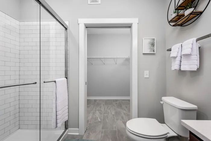 8 on the Park Bathroom