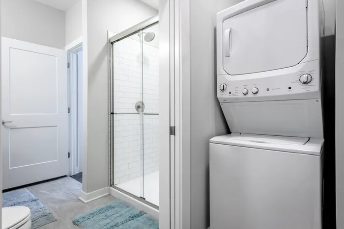 8 on the Park Bathroom and In-Unit Laundry