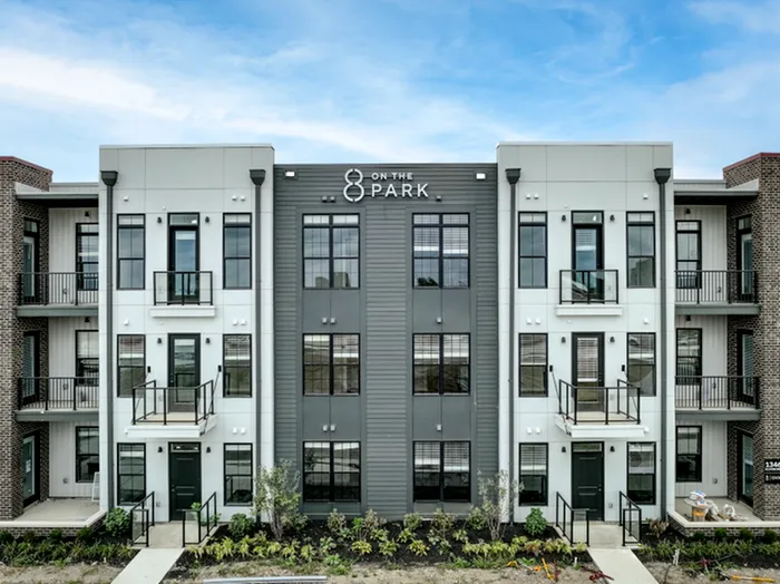 8 on the Park Exterior