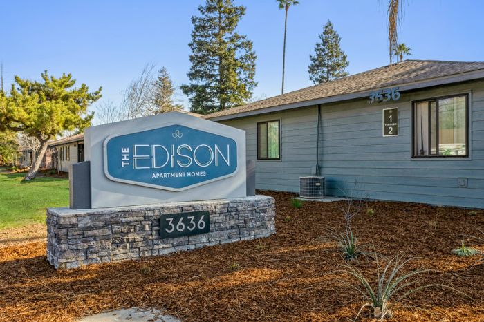 The Edison | Sacramento, CA | Signage