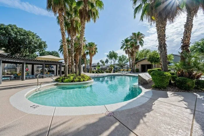 Pool and landscaping - Lunaire Apartments | Goodyear, Arizona