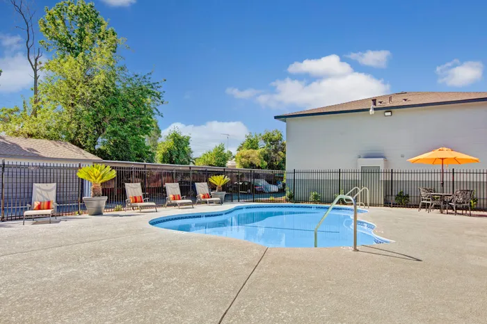The Edison | Sacramento, CA | Sparkling Pool