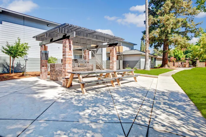 The Edison | Sacramento, CA | Outdoor Grilling Stations