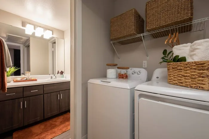Cala Paradise Valley | Phoenix, AZ | Washer and Dryer