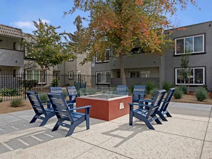 Exterior - Picnic Area River Blu Apartments  Apartments In Sacramento, CA