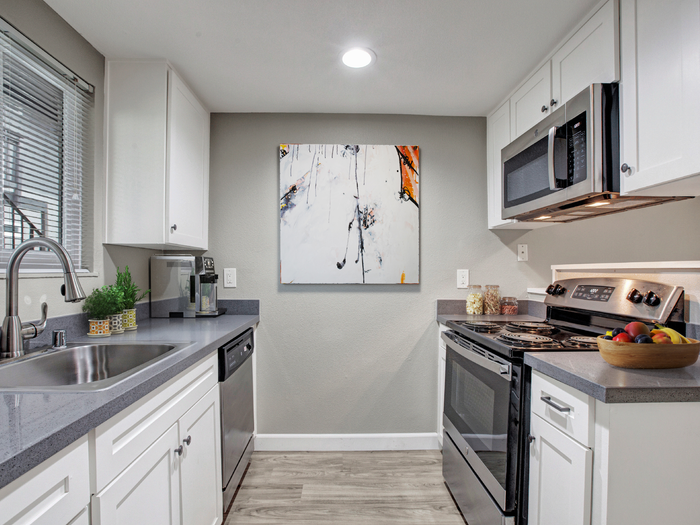 Modern Kitchen at River Blu Apartments ; Sacramento Apartments