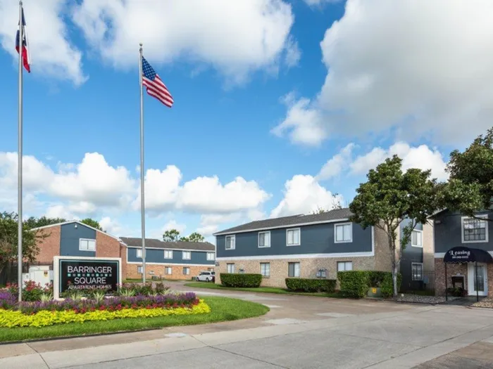 Barringer Square | Webster, TX | Exterior