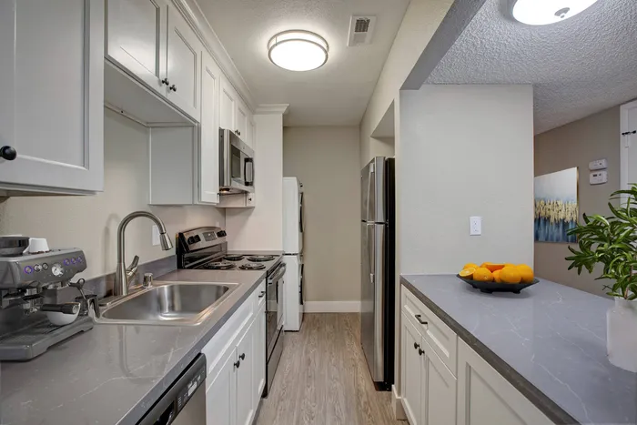Contemporary Kitchen at The Davenport; Sacramento Apartments For Rent