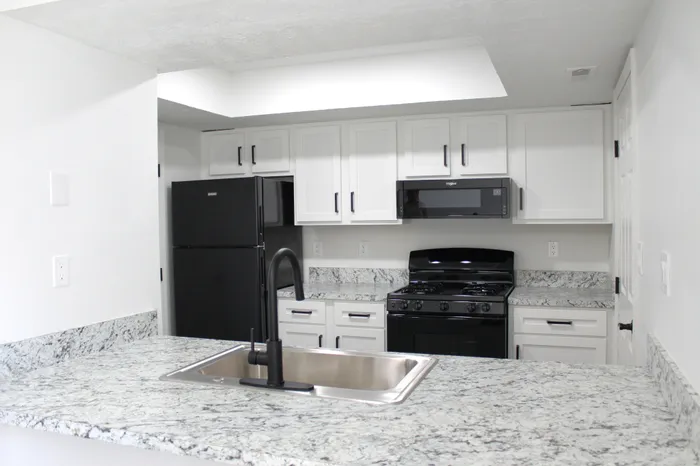 Kitchen  | The Residence at Turnberry | Columbus Apartments