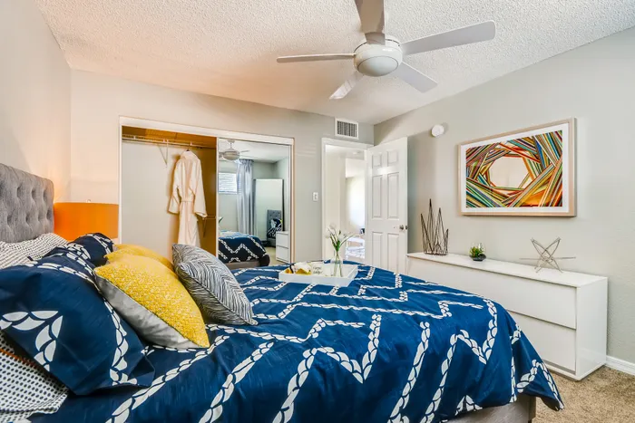 Solaire on Scottsdale | Tempe, AZ | Carpeted Bedroom w/ Ceiling Fan