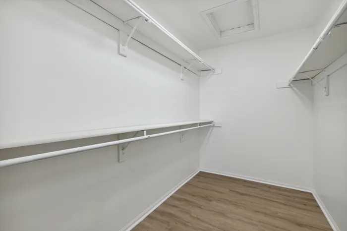 Aspire Apartment Homes | Canal Winchester, OH | Walk-in Closet
