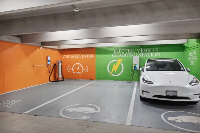 The Shelby | Alexandria, VA | Electric Car Charging Station