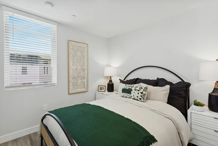 Maven on Broadway | Sacramento, CA | Bedroom