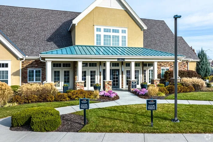 Greenwood Reserve | Lenexa, KS | Exterior