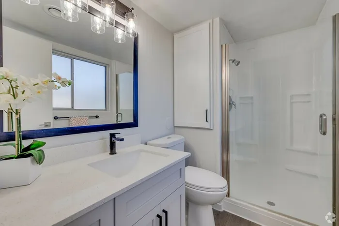 Dwell | Scottsdale, AZ | Bathroom