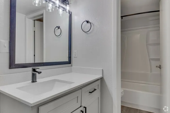 Dwell | Scottsdale, AZ | Bathroom