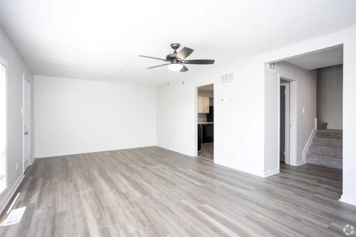 Steeplechase Village | Columbus, OH | Spacious Living Area