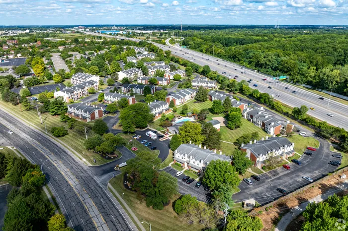 Hickory Creek Apartments | Columbus, OH | Community Aerial