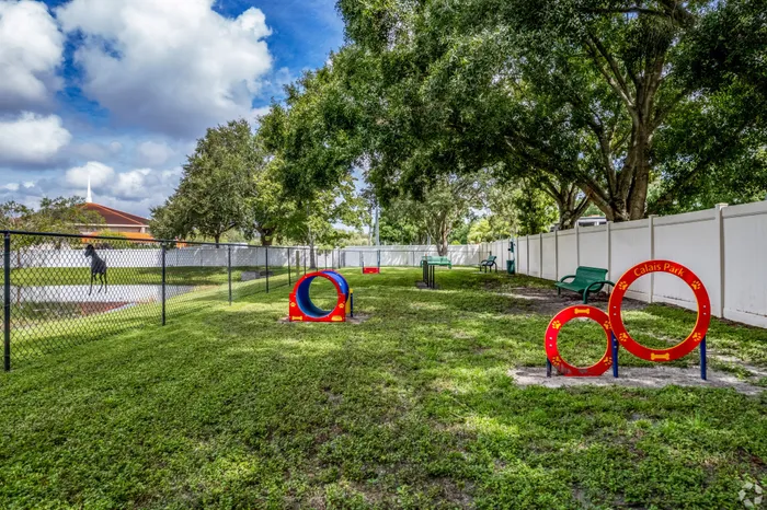 Calais Park Apartments | St. Petersburg, FL | Bark Park
