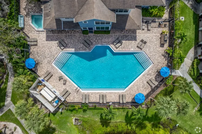Calais Park Apartments | St. Petersburg, FL | Pool Aerial