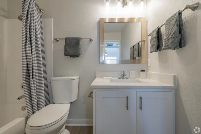 Bay Crossing | Tampa, FL | Bathroom