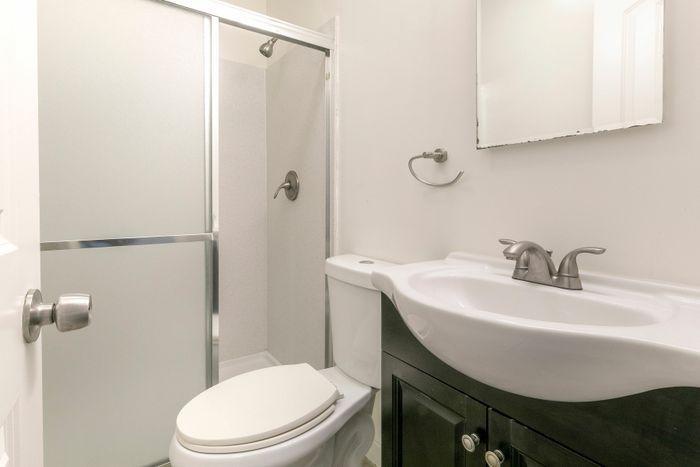 The Heights | San Leandro, CA | Bathroom