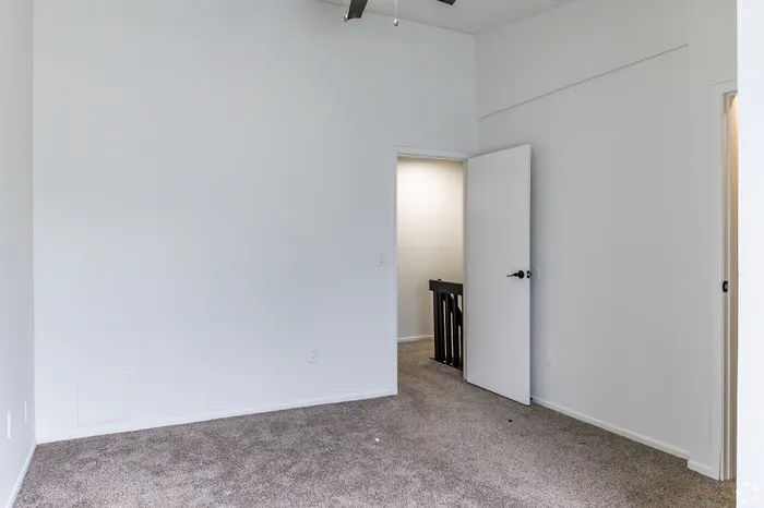 Hickory Creek Apartments | Columbus, OH | Carpeted Bedroom