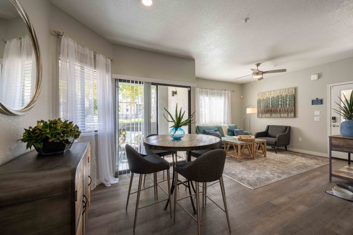 Estrella Gateway | Avondale, AZ | 2x2 Platinum Open Living Concept