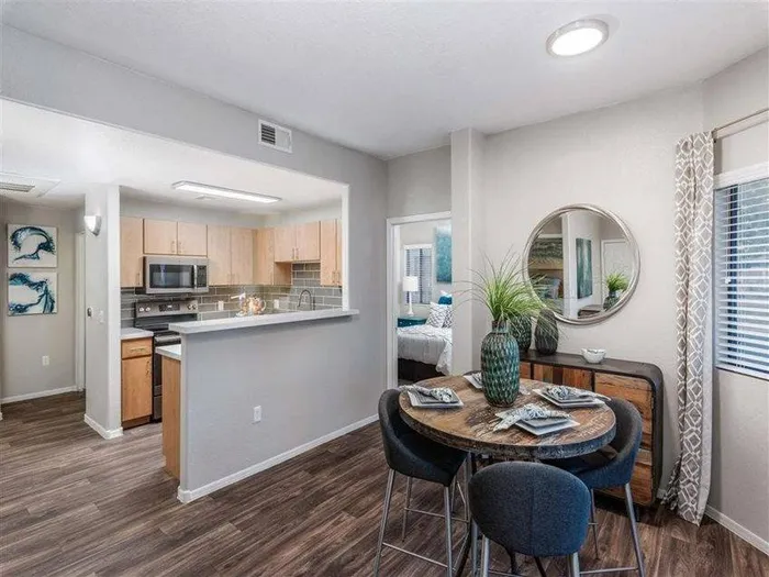 Estrella Gateway | Avondale, AZ | 2x2 Gold Dining Room