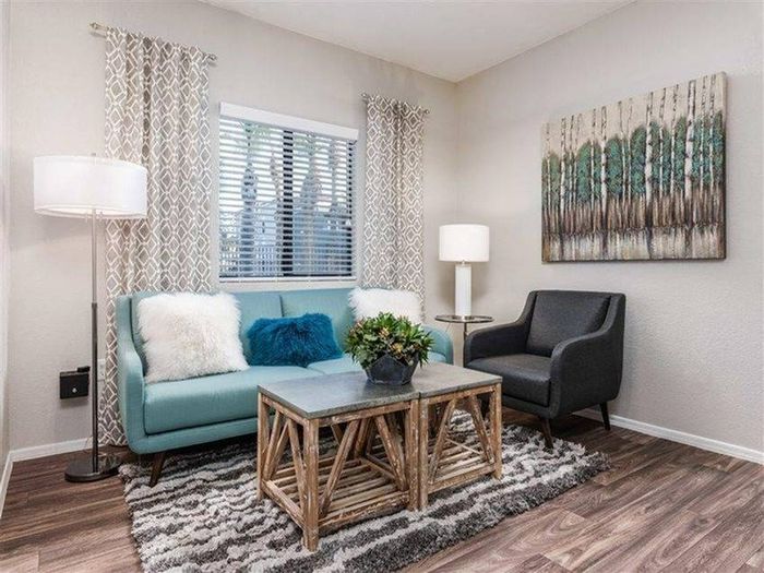 Estrella Gateway | Avondale, AZ | 2x2 Gold Living Room