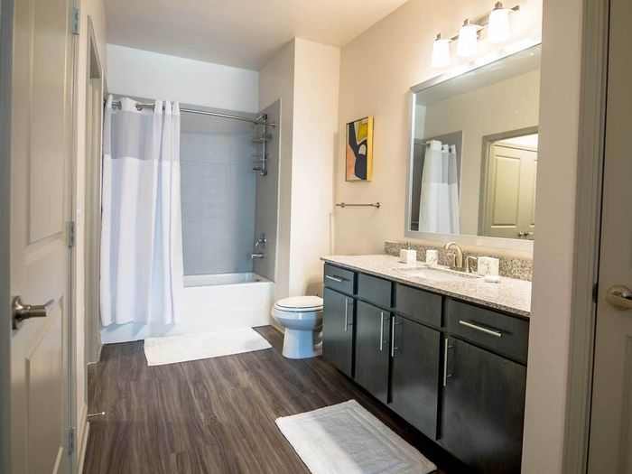 Beautiful Bathrooms | Apartments in Grand Prairie, TX | Riverside Place