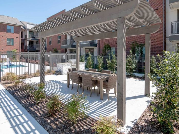 Grilling Stations | Apartments in Grand Prairie, TX | Riverside Place