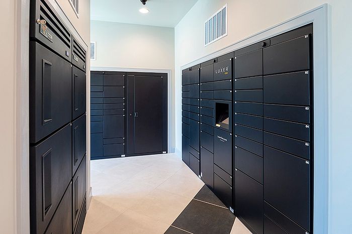 Package Lockers & Cold Storage