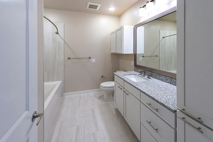 Residence C - Guest Bath
