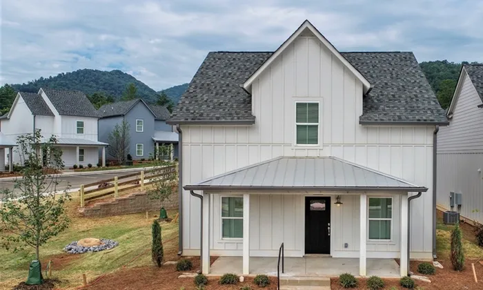 4 Bedroom Cottage