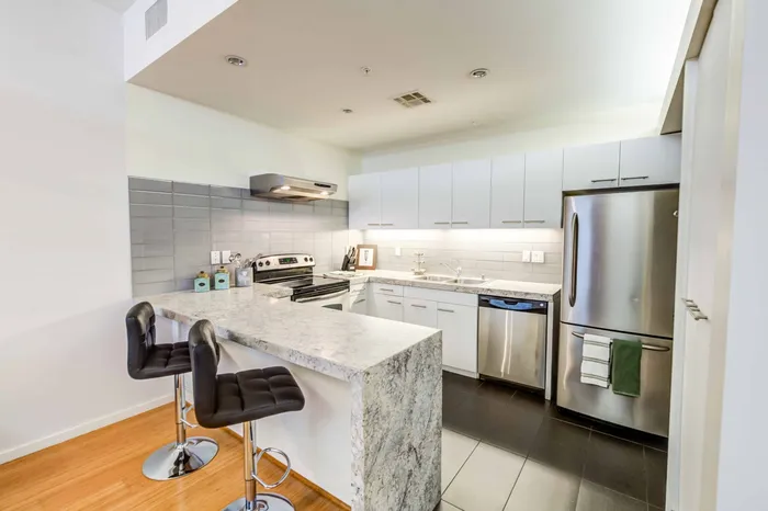 Spacious Kitchens| Anaheim, CA Apartments | The Mix at CTR City