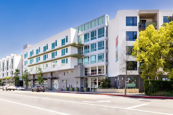 Exterior of Building  | Brio Apartments | Apartment in Glendale, CA