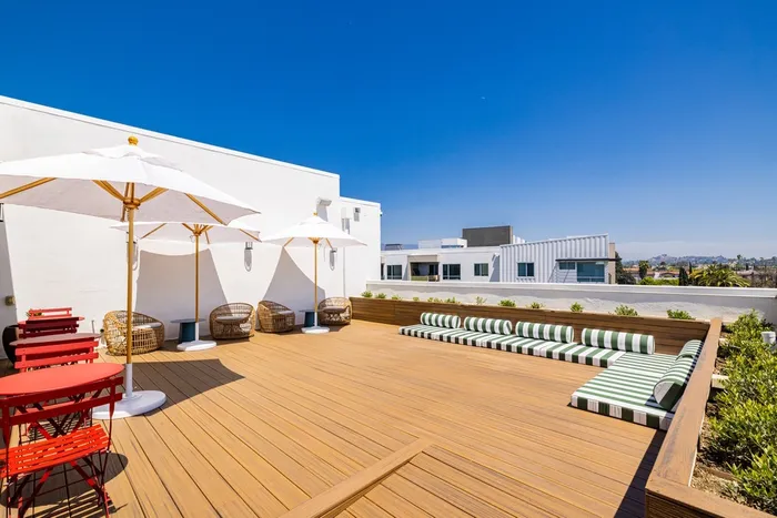 Rooftop Deck | Brio Apartments | Apartment in Glendale, CA