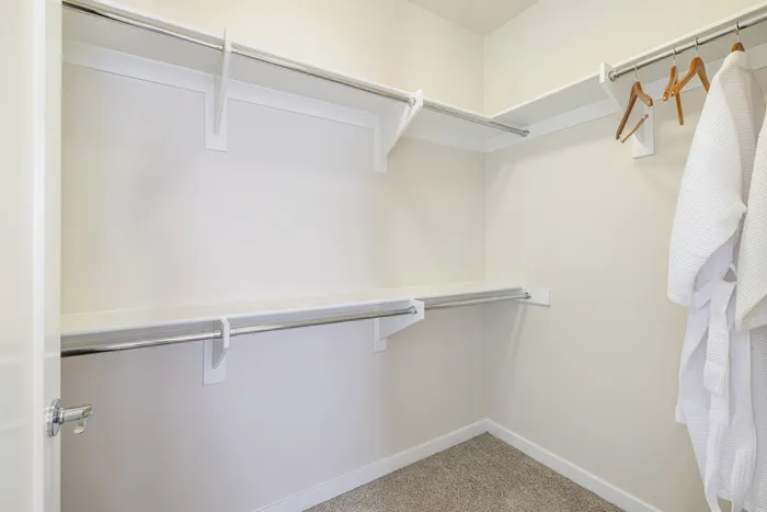 Oversized Closet  | Brio Apartments | Apartments in Glendale, CA