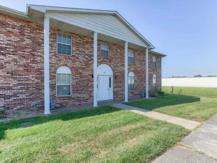 Apartment Homes in Cape Girardeau, MO | The District at Cape