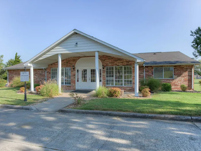 Friendly Office Staff | Cape Girardeau MO Apartments For Rent | The District at Cape