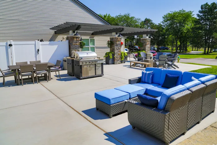 Outdoor Resident Lounge at Metro On 5th
